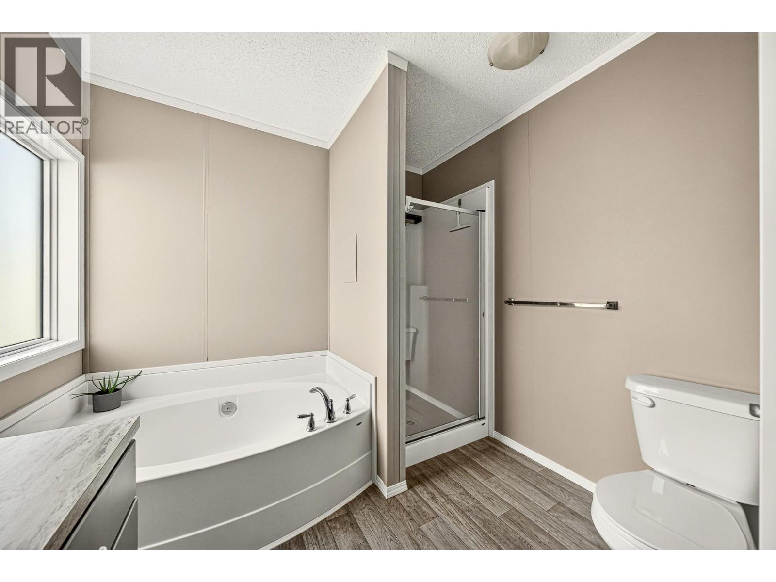 14 Delta Crescent Property Photo 19