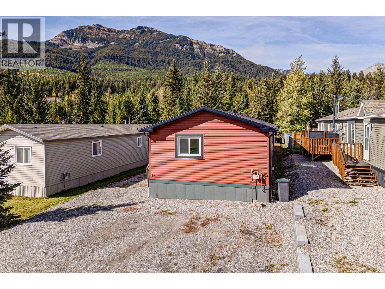 14 Delta Crescent Property Photo 34