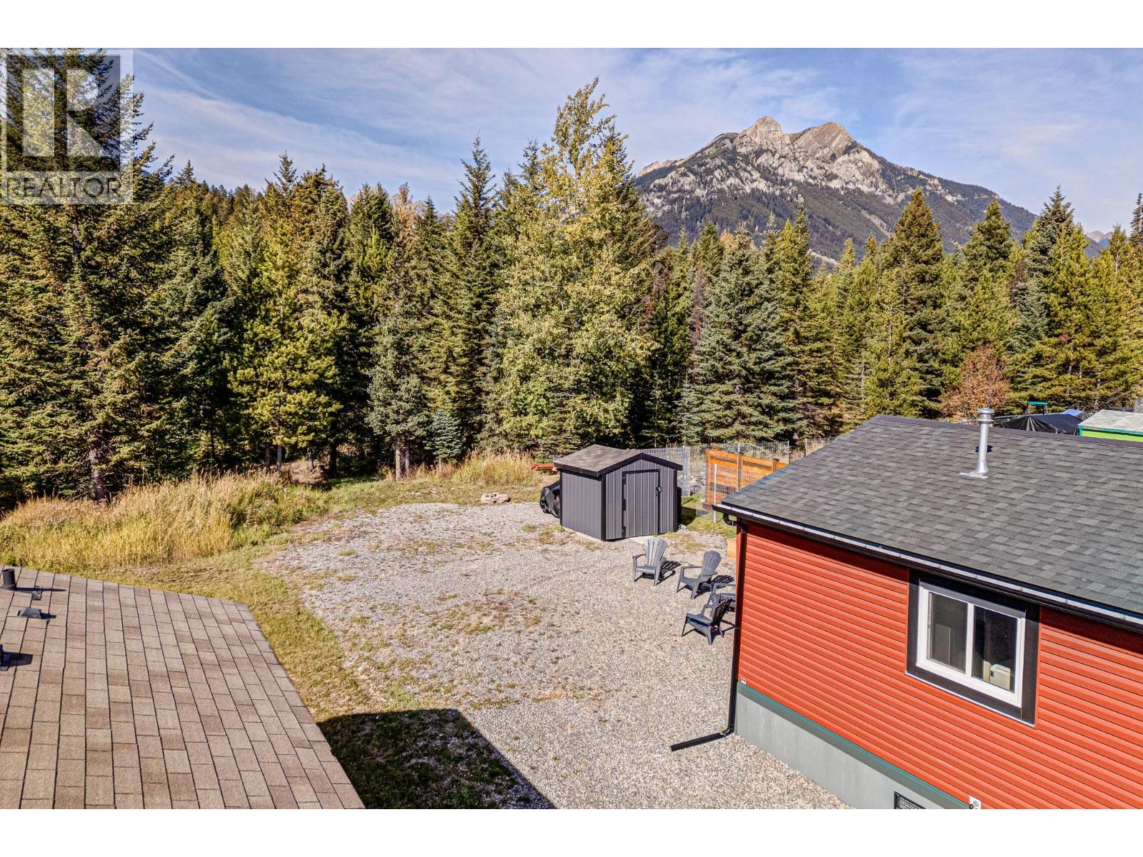14 Delta Crescent Property Photo 37