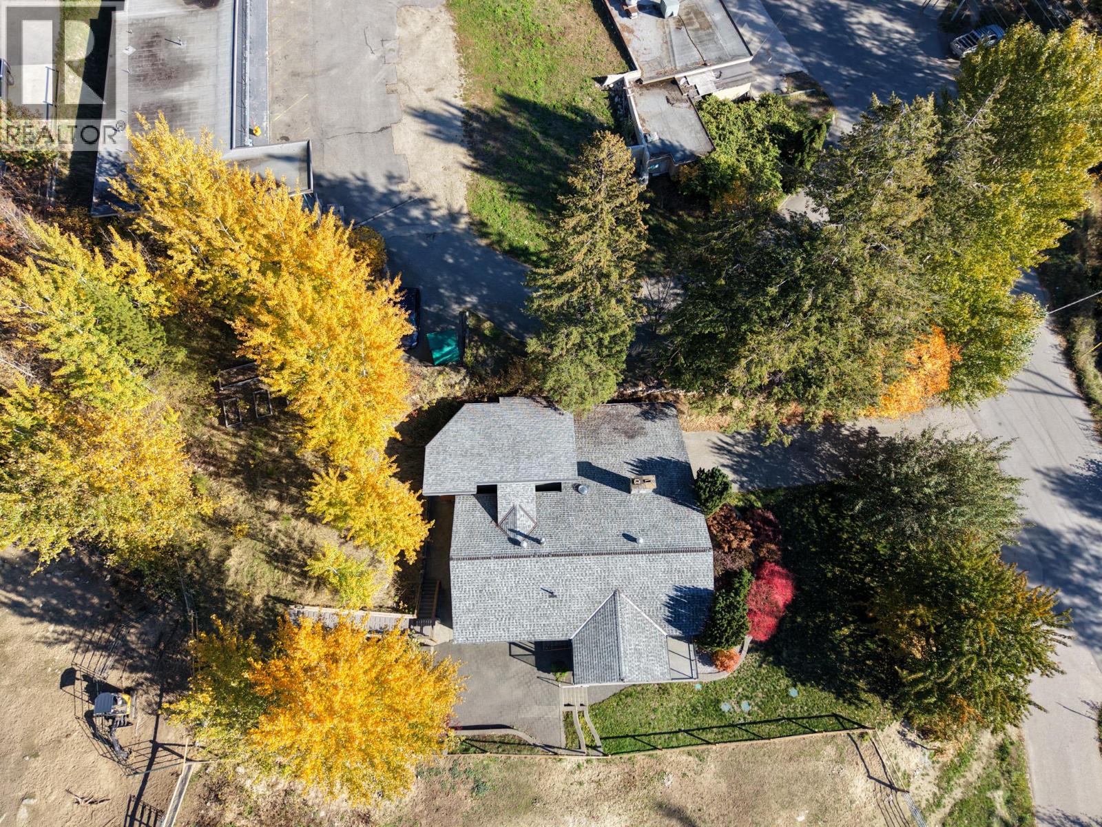 633 Jorgensen Road Property Photo 6
