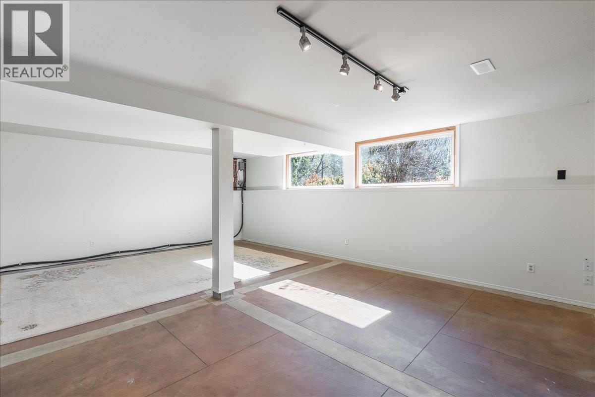 633 Jorgensen Road Property Photo 37