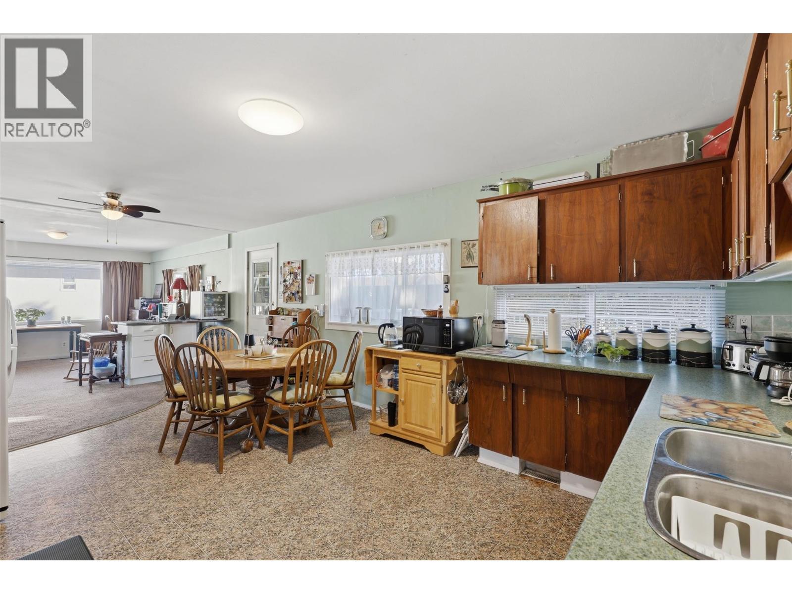 2499 Fleetwood Avenue Property Photo 17