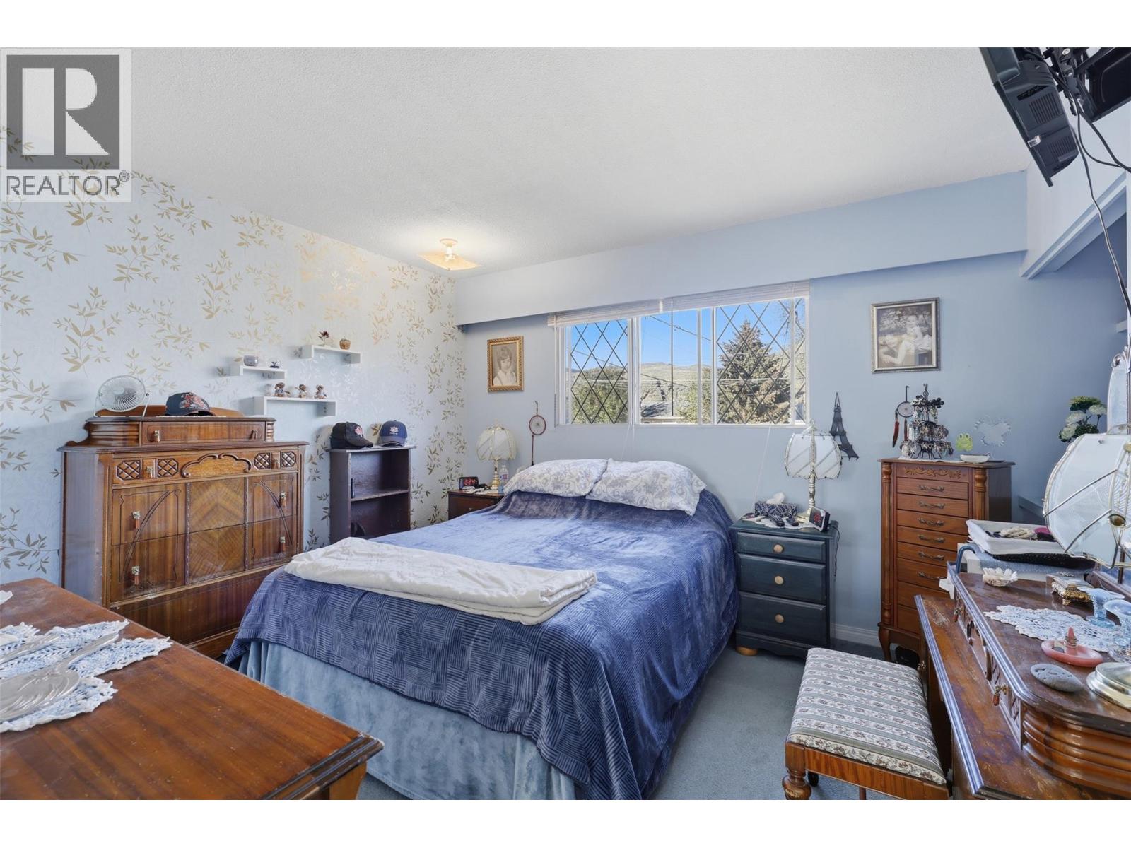 2499 Fleetwood Avenue Property Photo 23