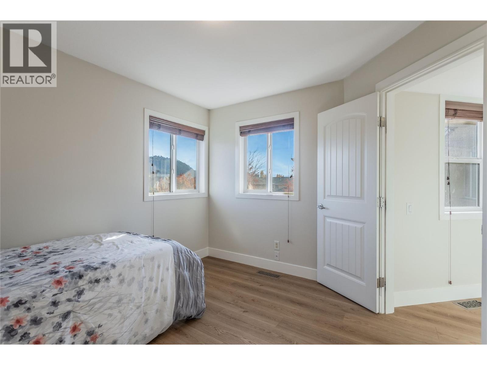 218 Glen Park Drive Unit# 27 Property Photo 16