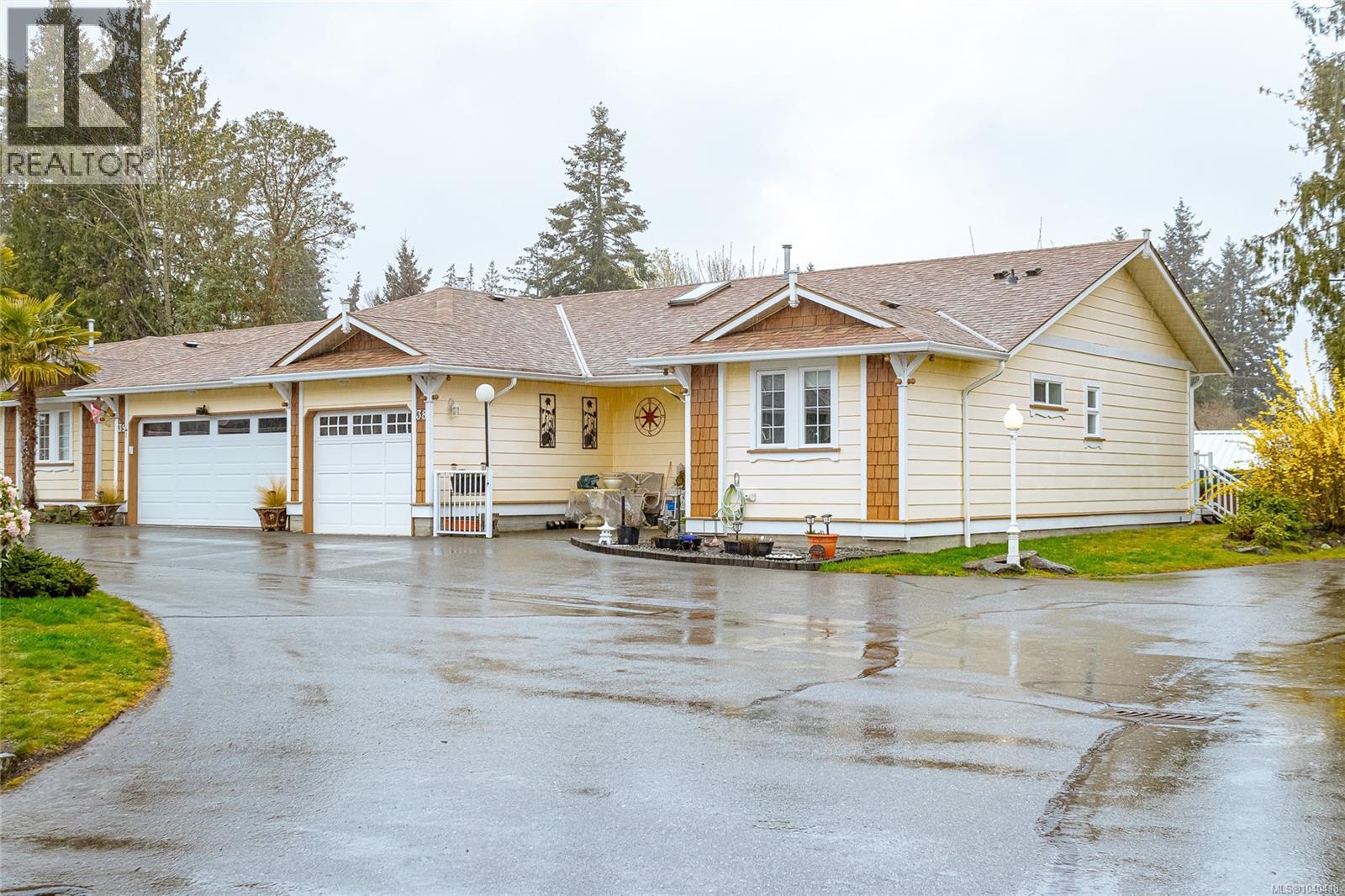 38 9933 Chemainus Rd Property Photo 2