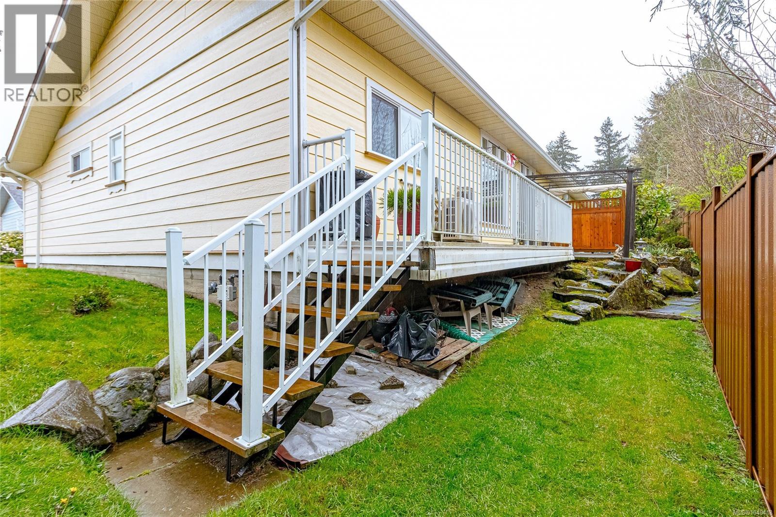 38 9933 Chemainus Rd Property Photo 30