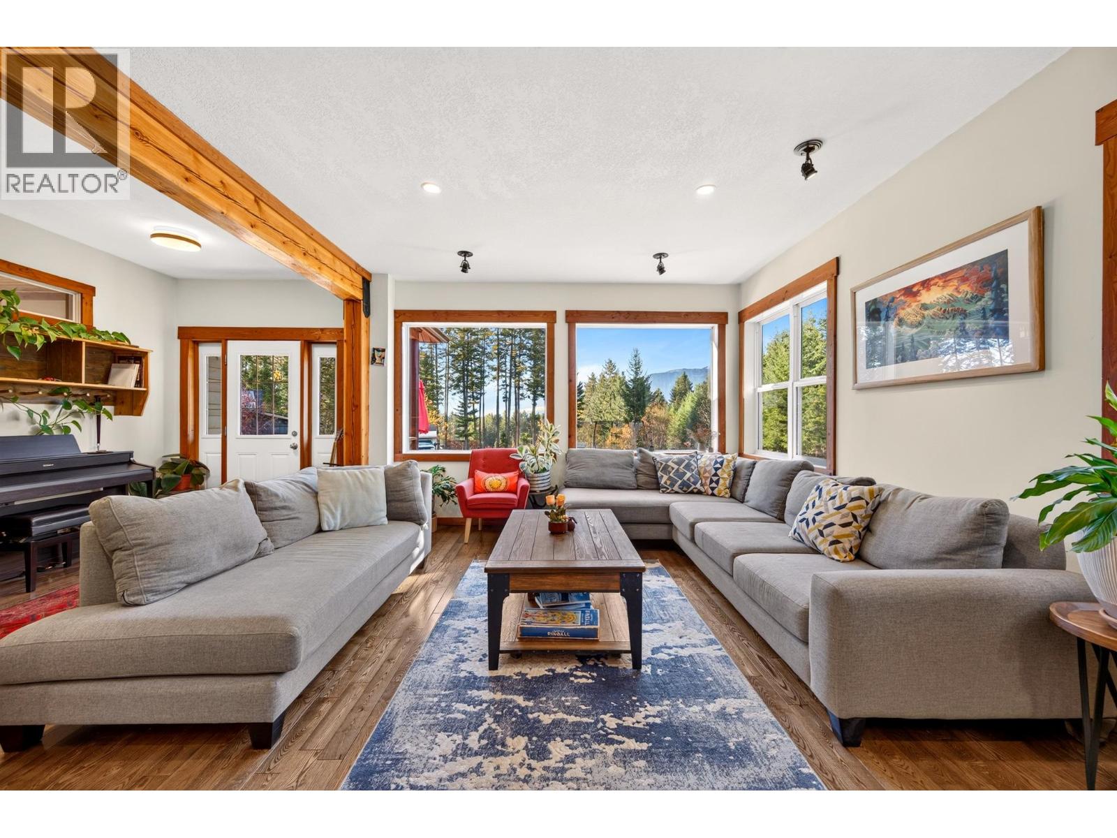 865 Barber Road Property Photo 15
