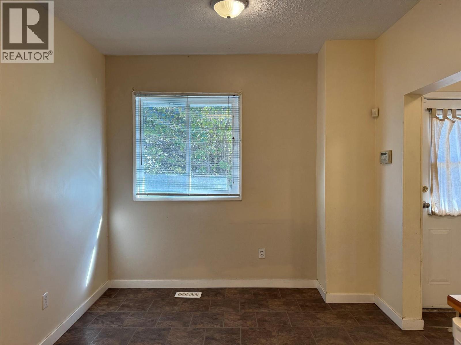 2202 Quilchena Avenue Property Photo 4