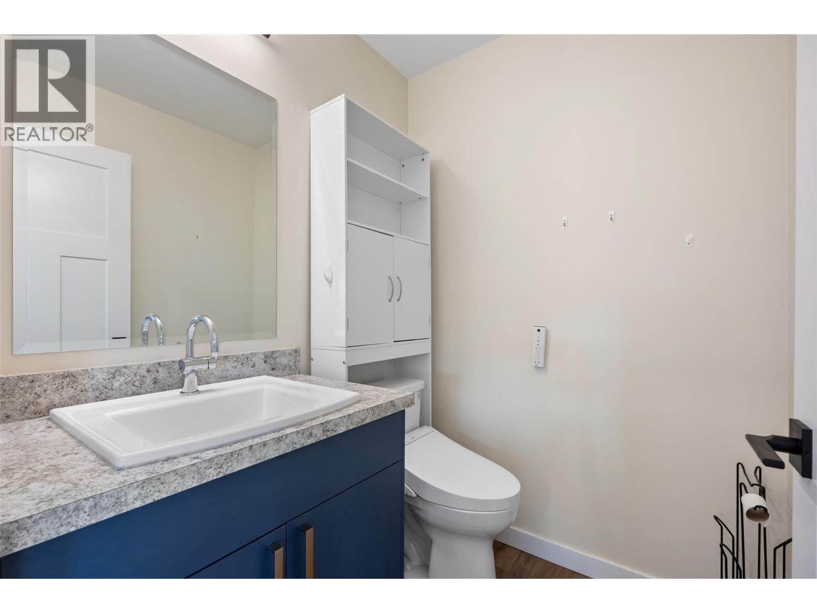 318 Gleneagles Drive Property Photo 34