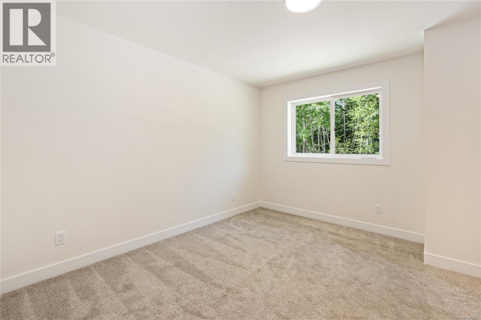 112 Elk Rd Property Photo 23