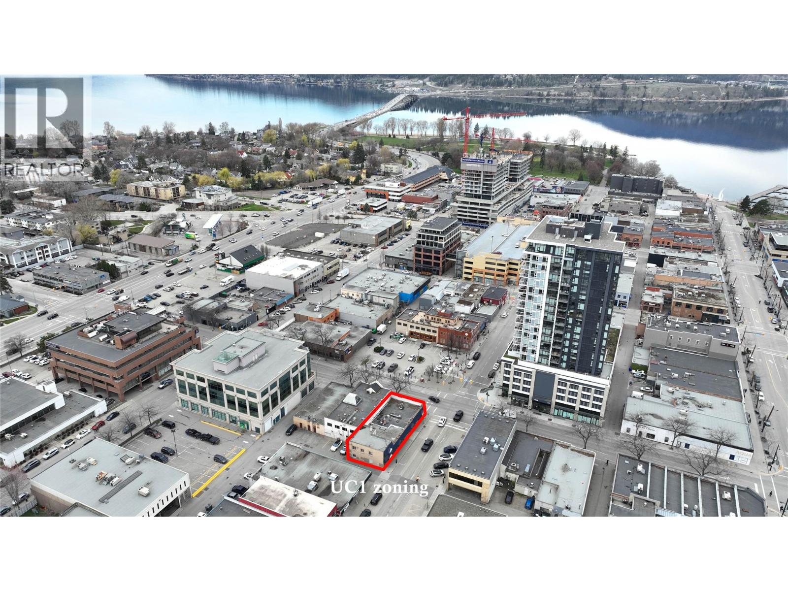 1607 Ellis Street Property Photo 2