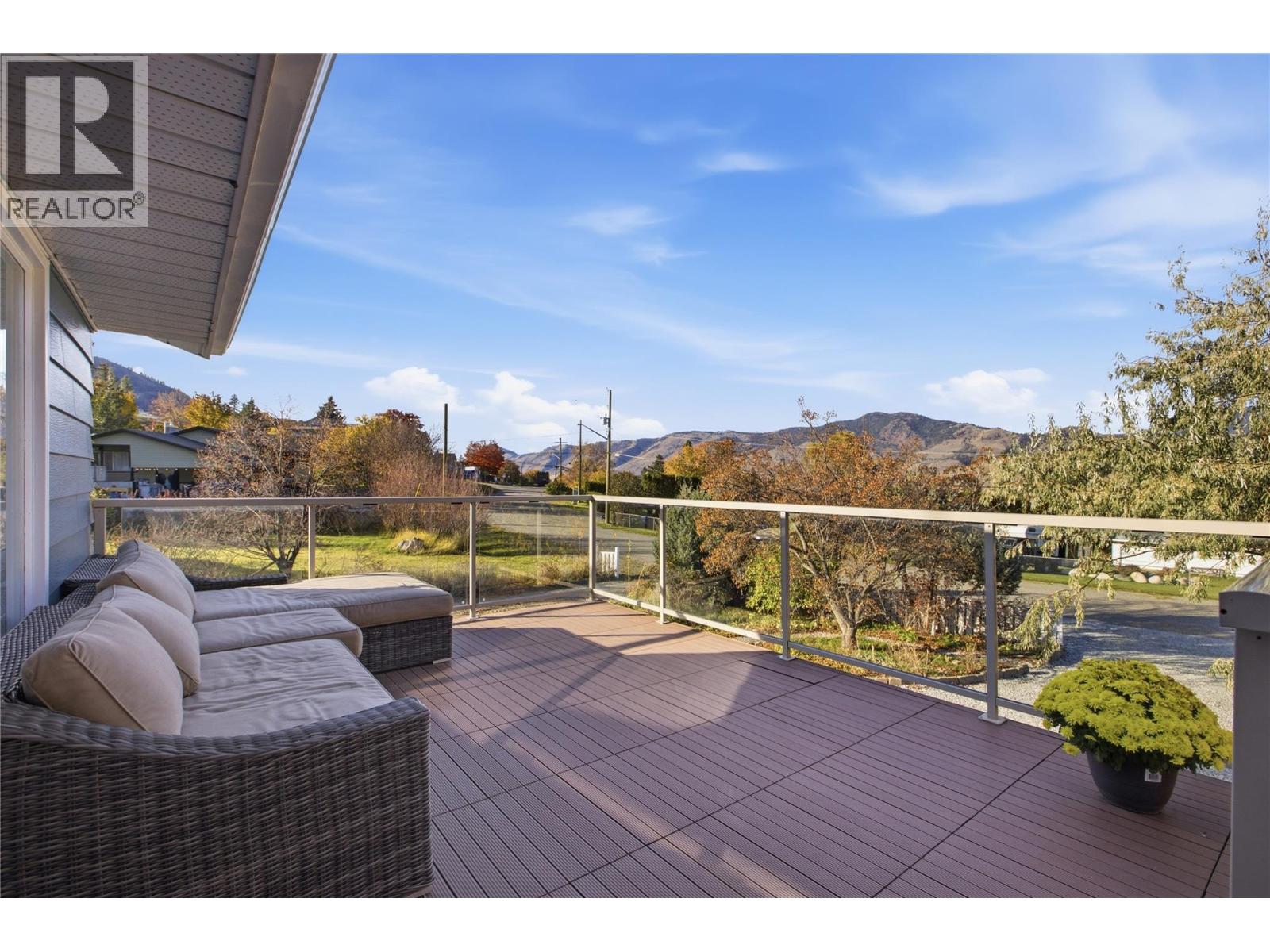 6105 Meadowland Crescent N Property Photo 20