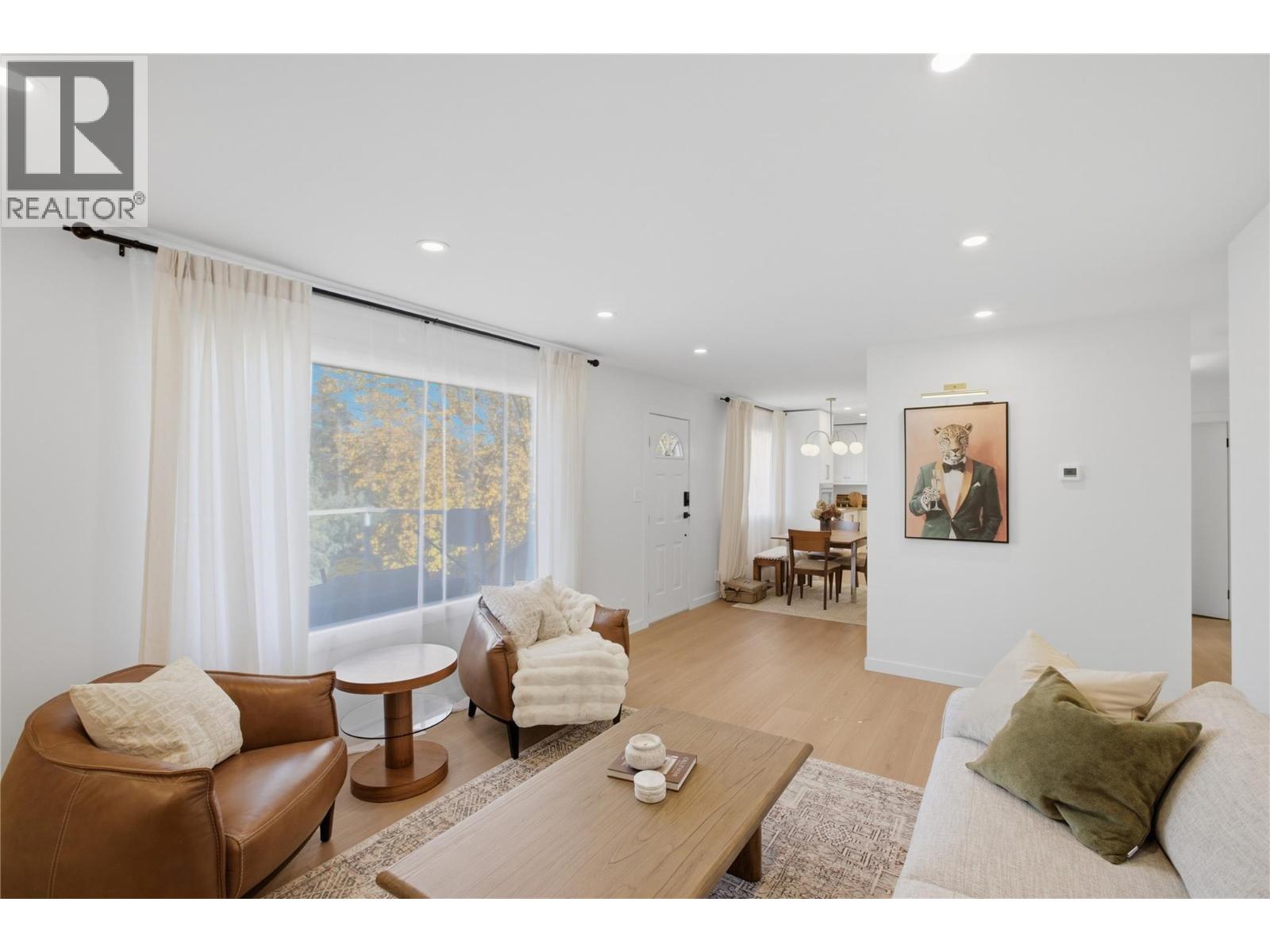 6105 Meadowland Crescent N Property Photo 28