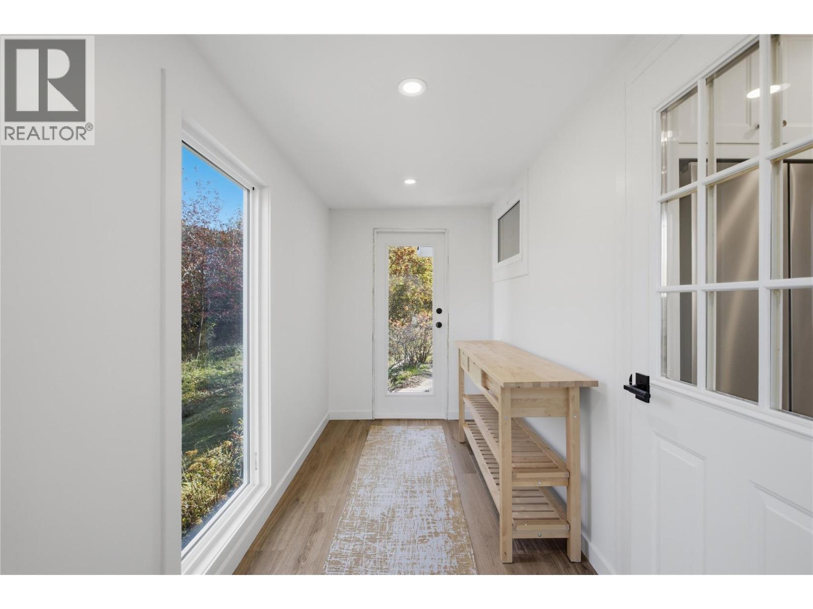 6105 Meadowland Crescent N Property Photo 41