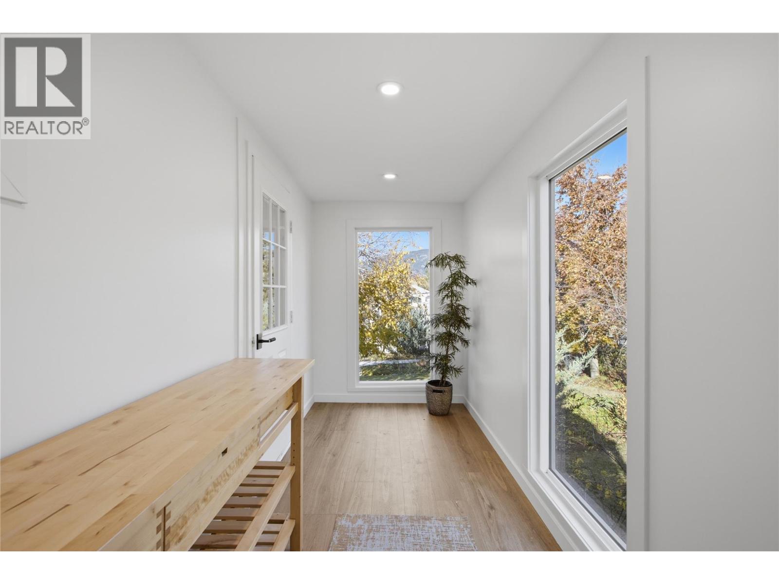 6105 Meadowland Crescent N Property Photo 42