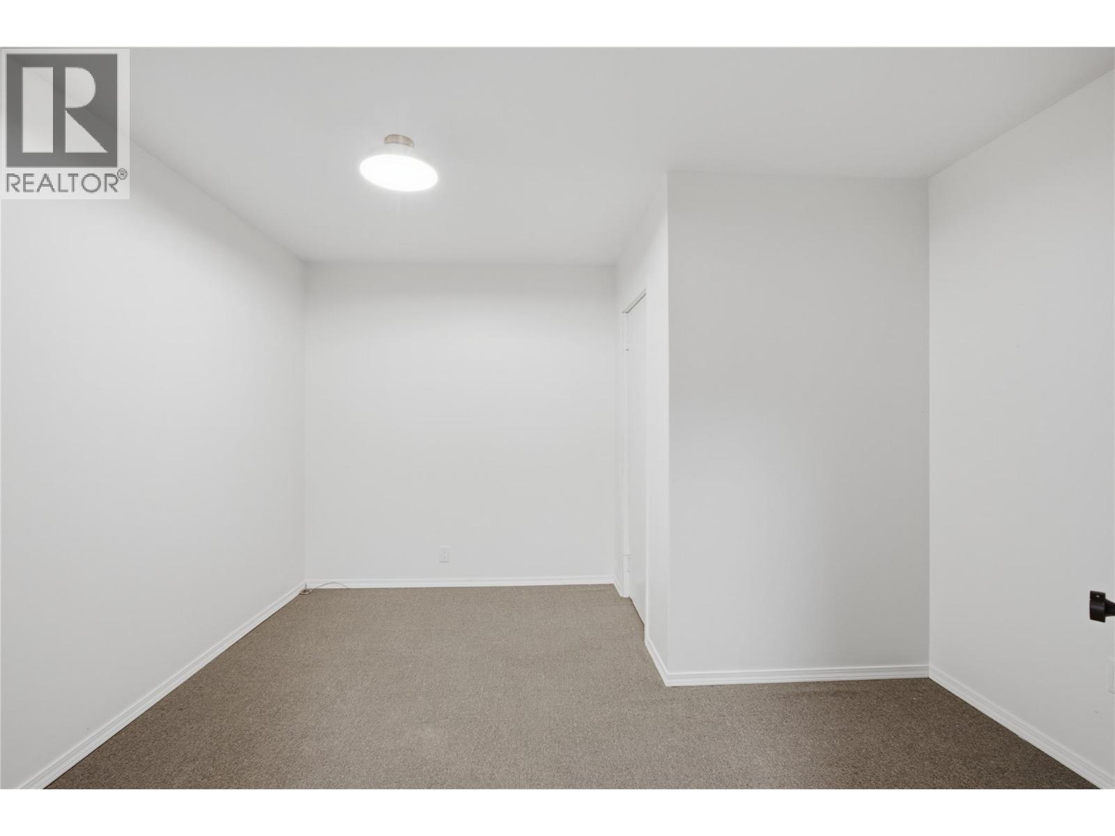 6105 Meadowland Crescent N Property Photo 54