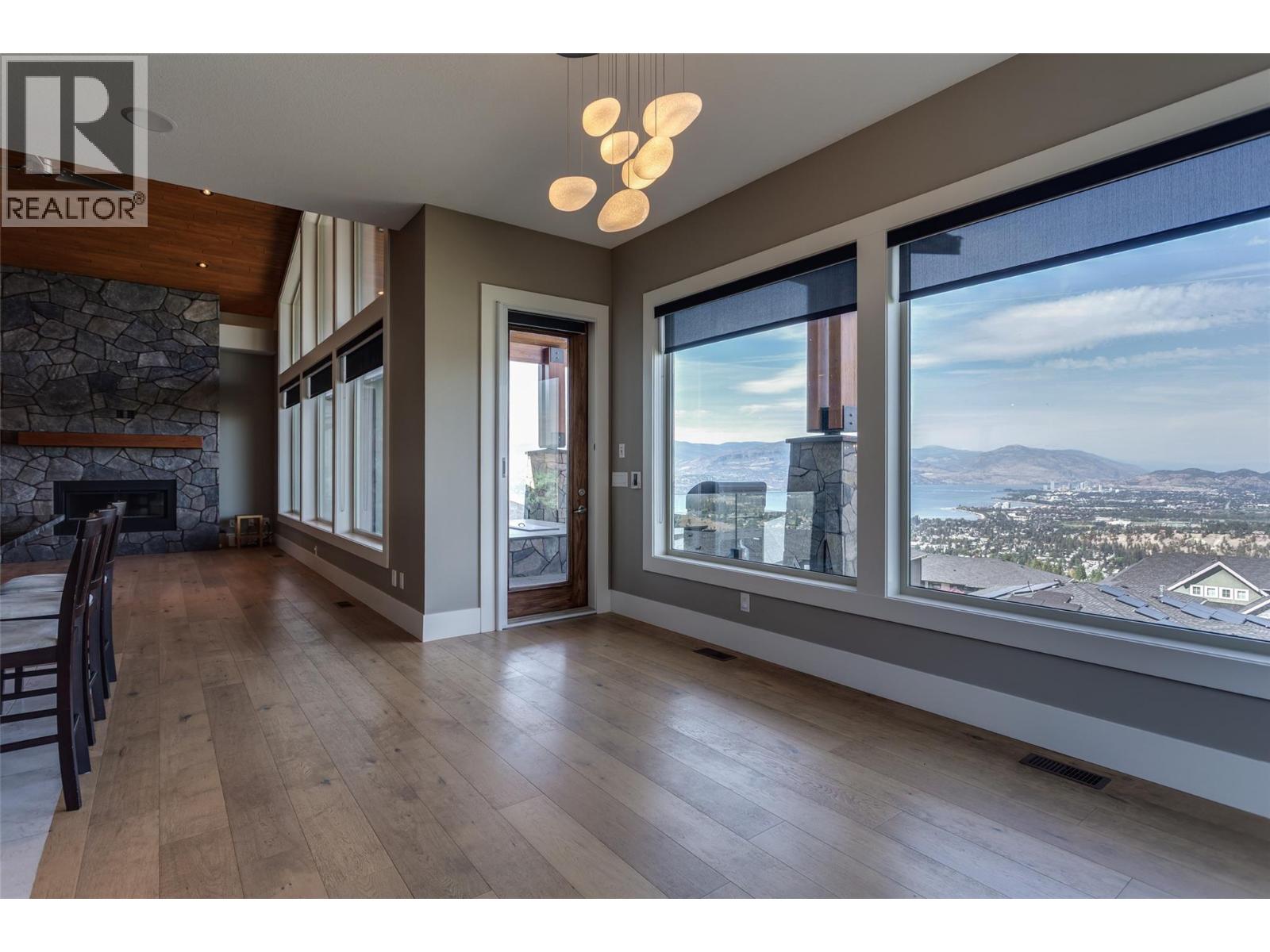 1002 Hewetson Avenue Property Photo 15