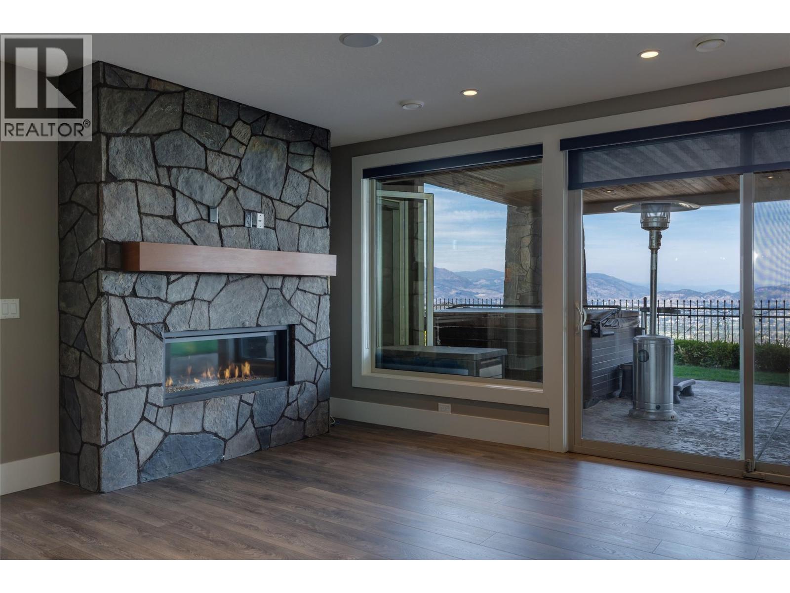 1002 Hewetson Avenue Property Photo 35