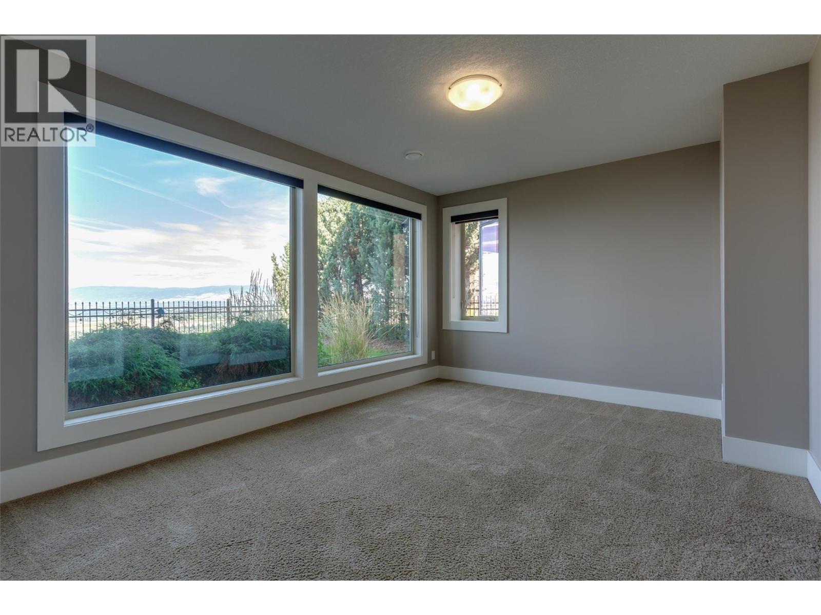 1002 Hewetson Avenue Property Photo 46