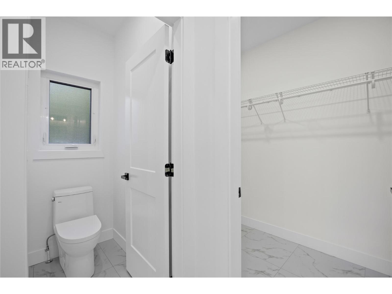 7279 Birch Close Property Photo 21