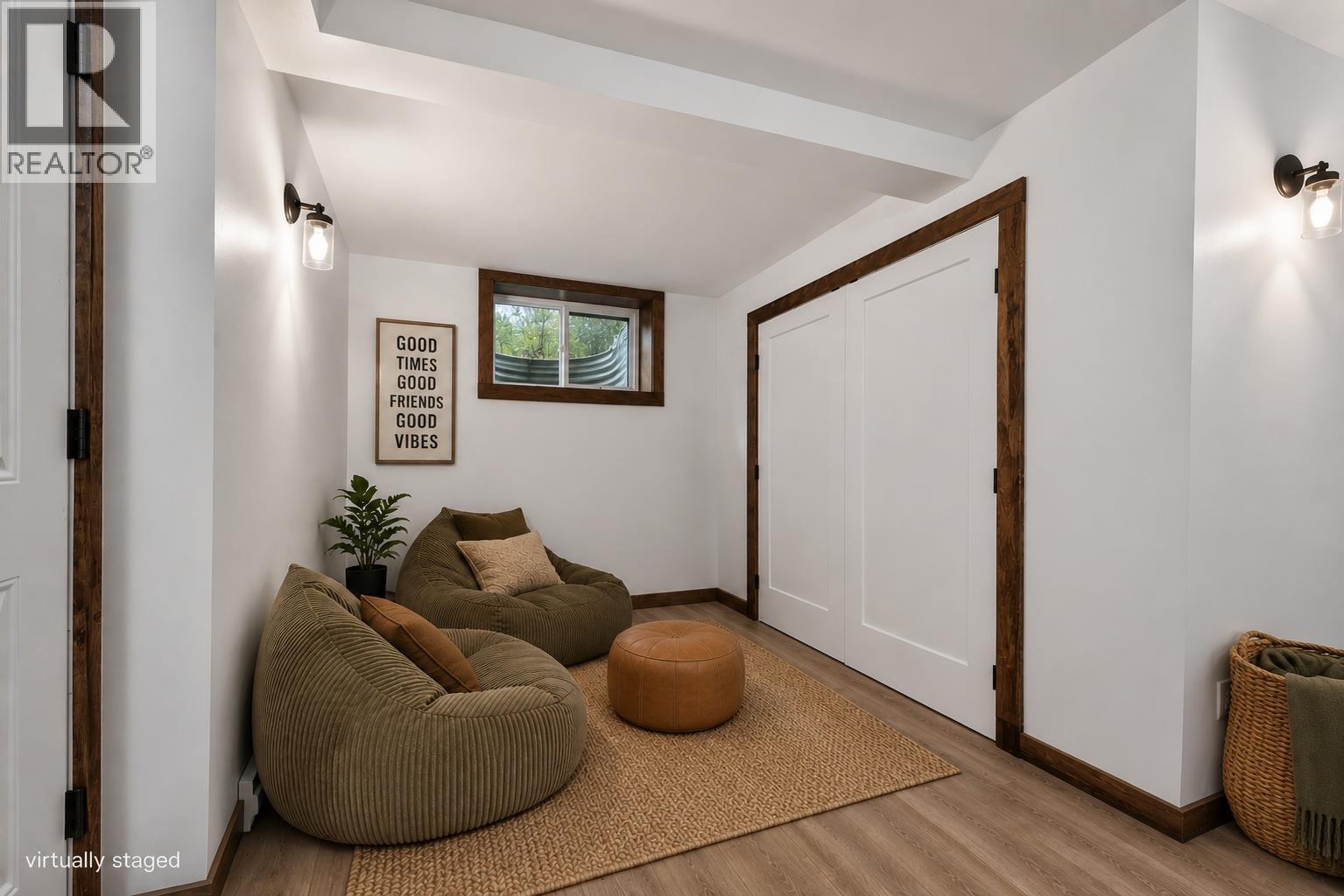 5533 33 Highway Unit# 3 Property Photo 13