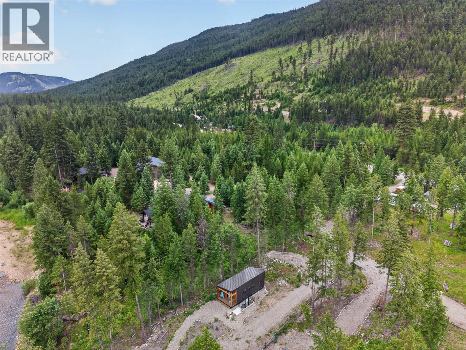 5533 33 Highway Unit# 3 Property Photo 18