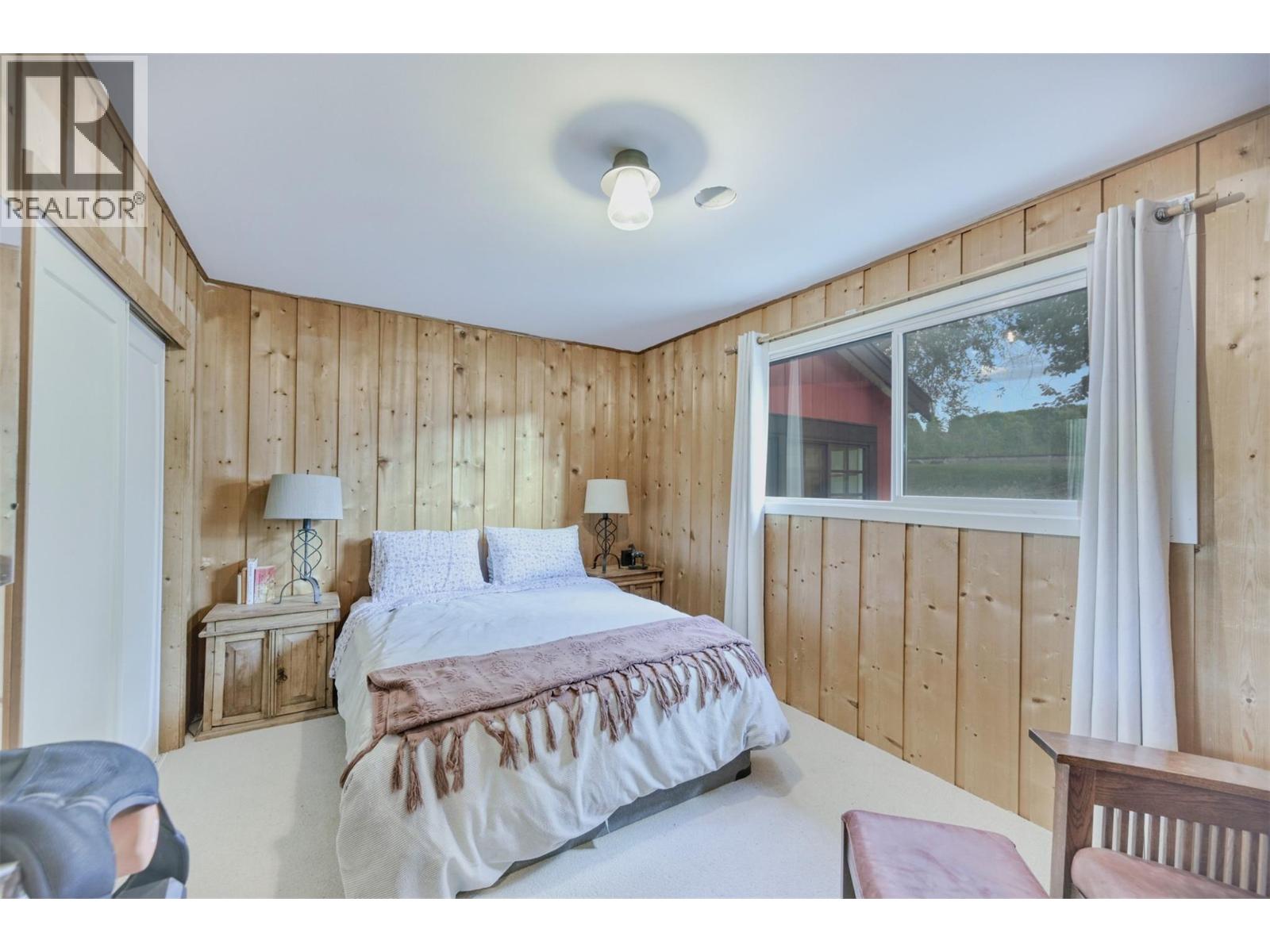 10617 81st Street Property Photo 21