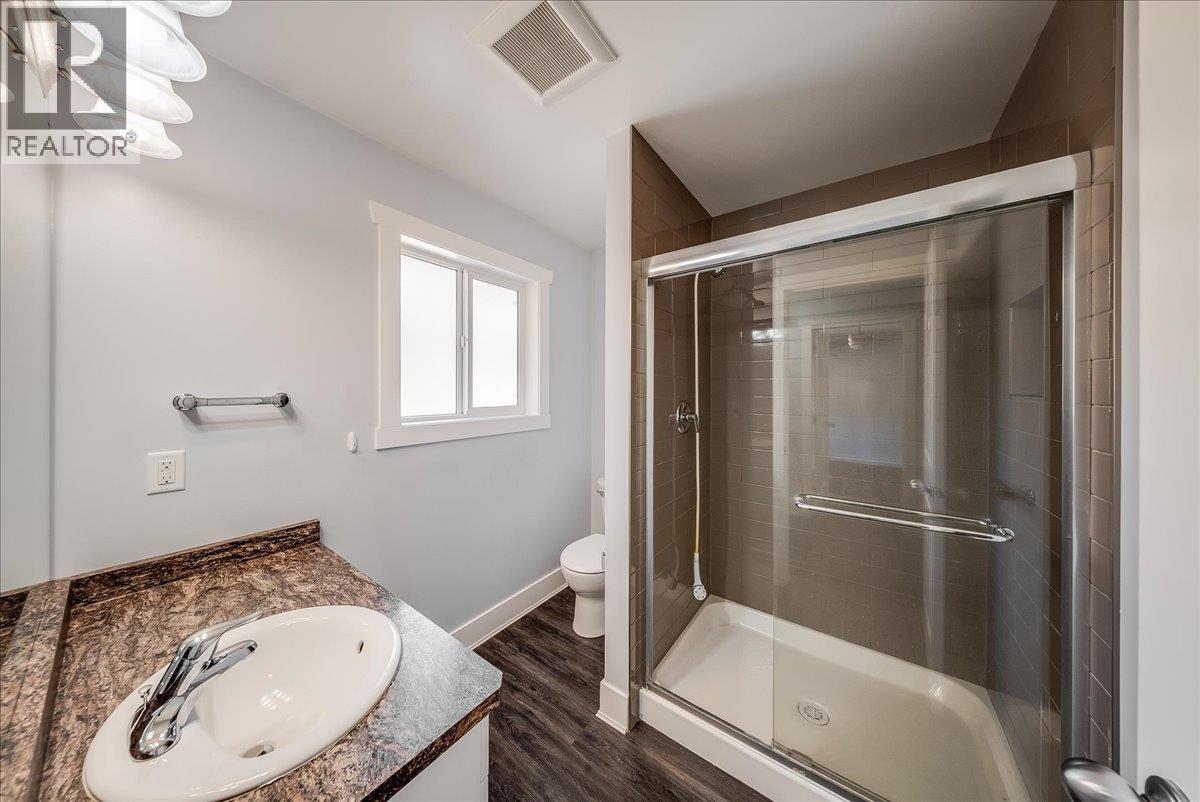 1835 First Street Property Photo 27