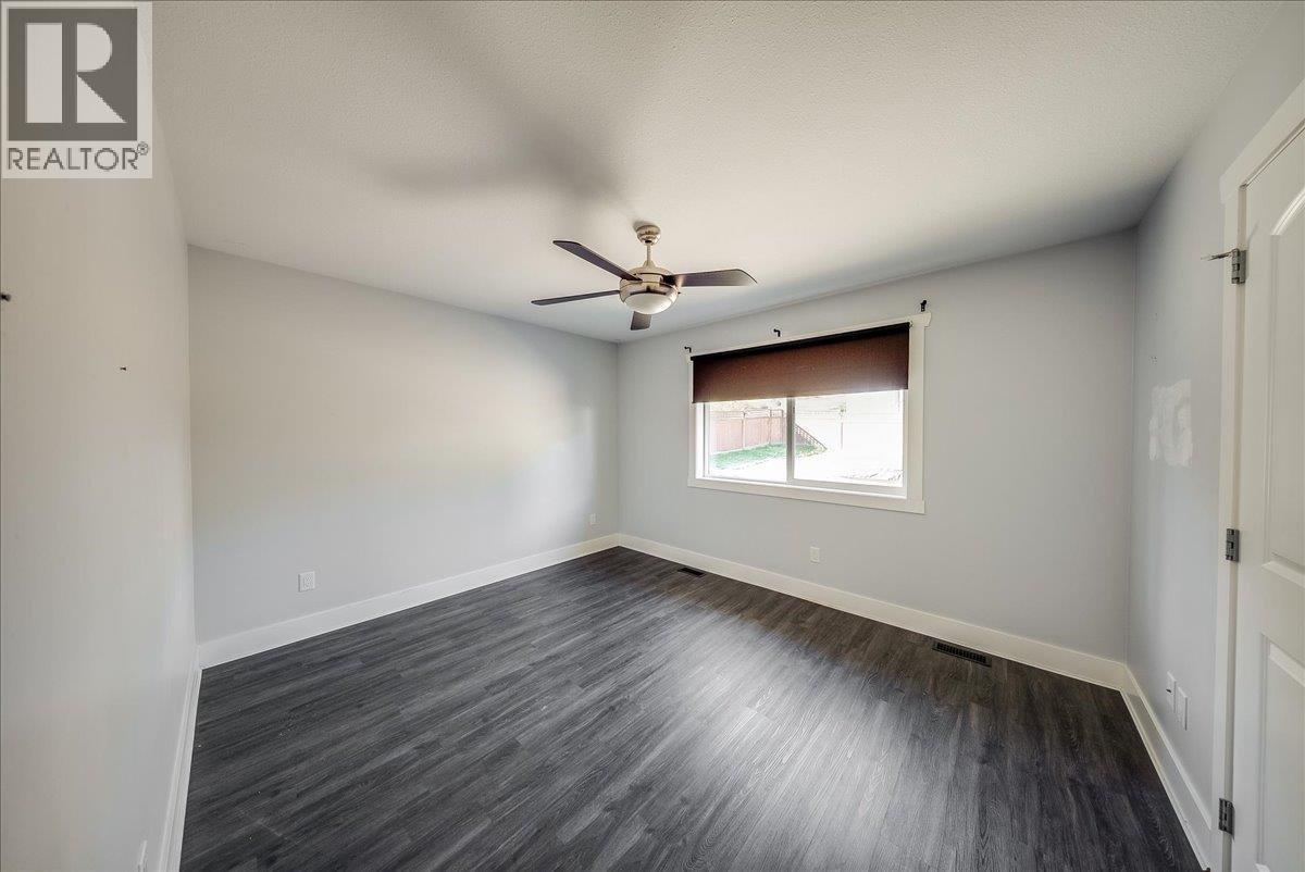 1835 First Street Property Photo 29