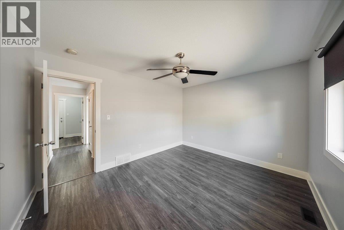 1835 First Street Property Photo 30