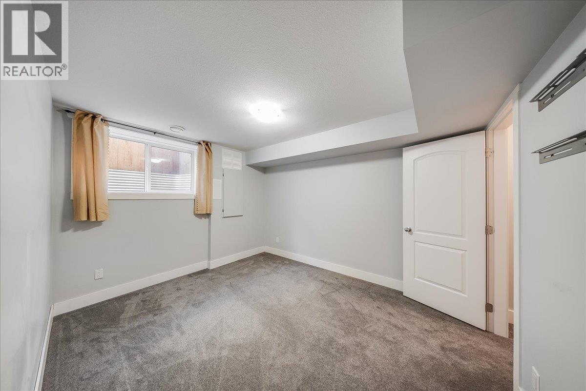 1835 First Street Property Photo 46