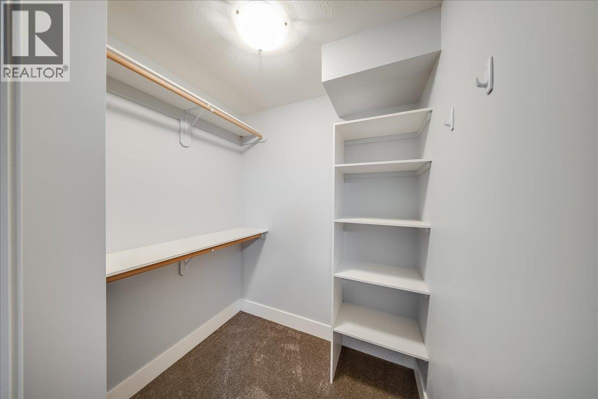 1835 First Street Property Photo 48