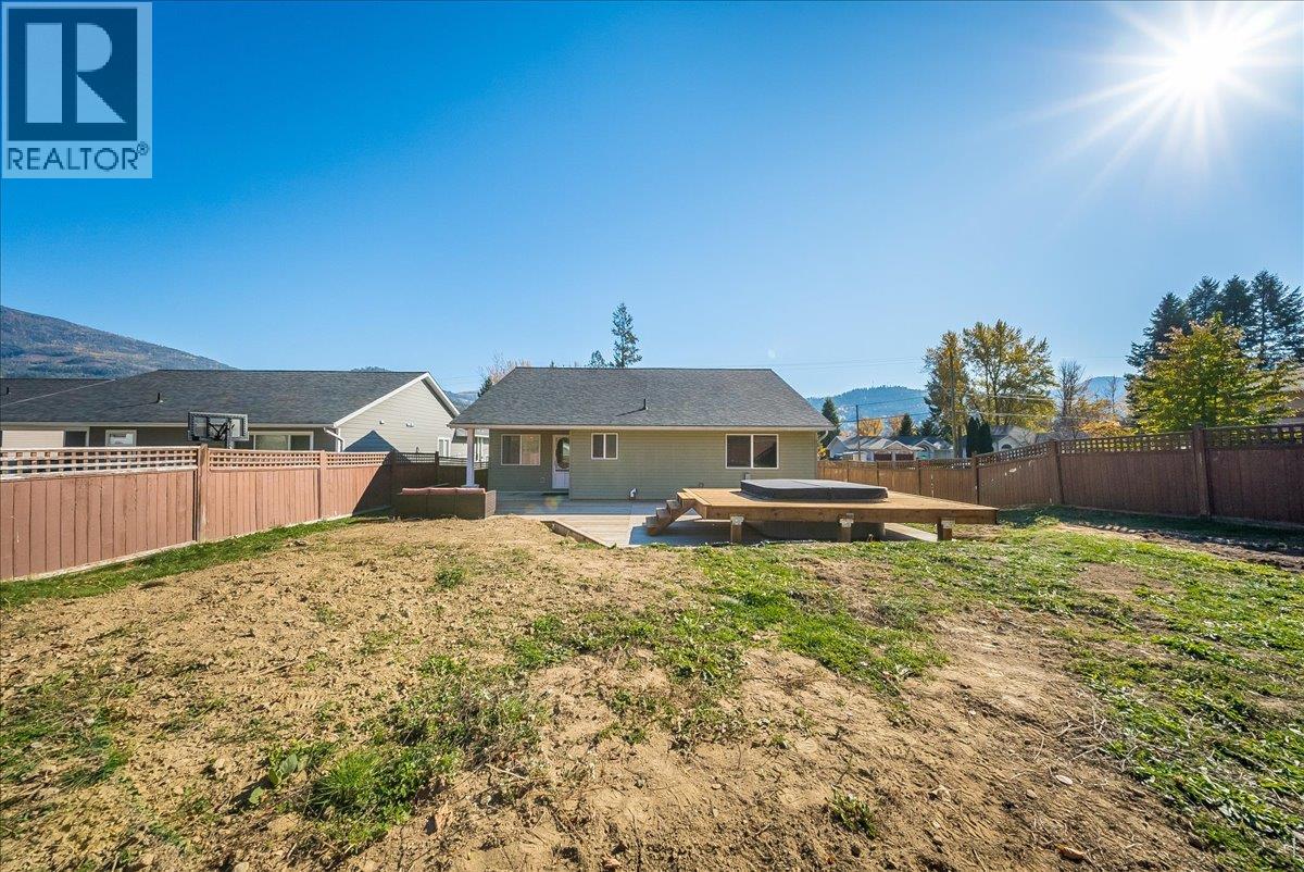 1835 First Street Property Photo 57
