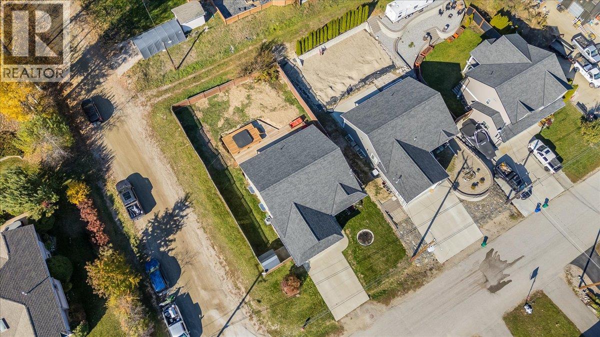 1835 First Street Property Photo 60