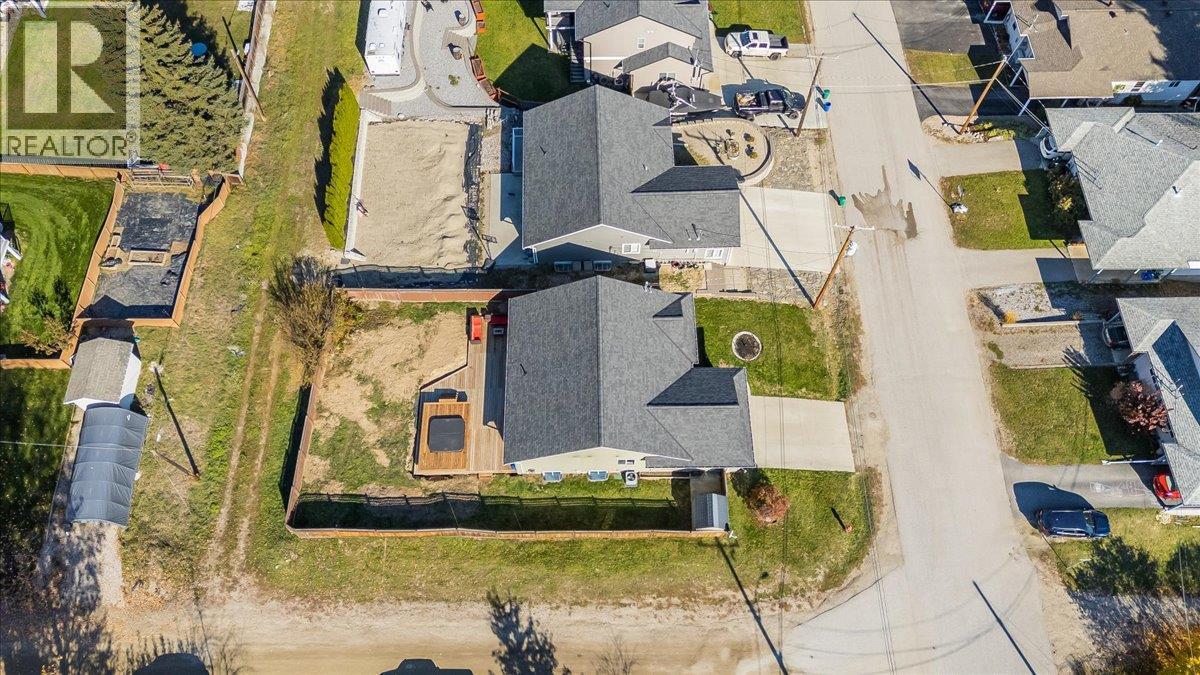 1835 First Street Property Photo 63