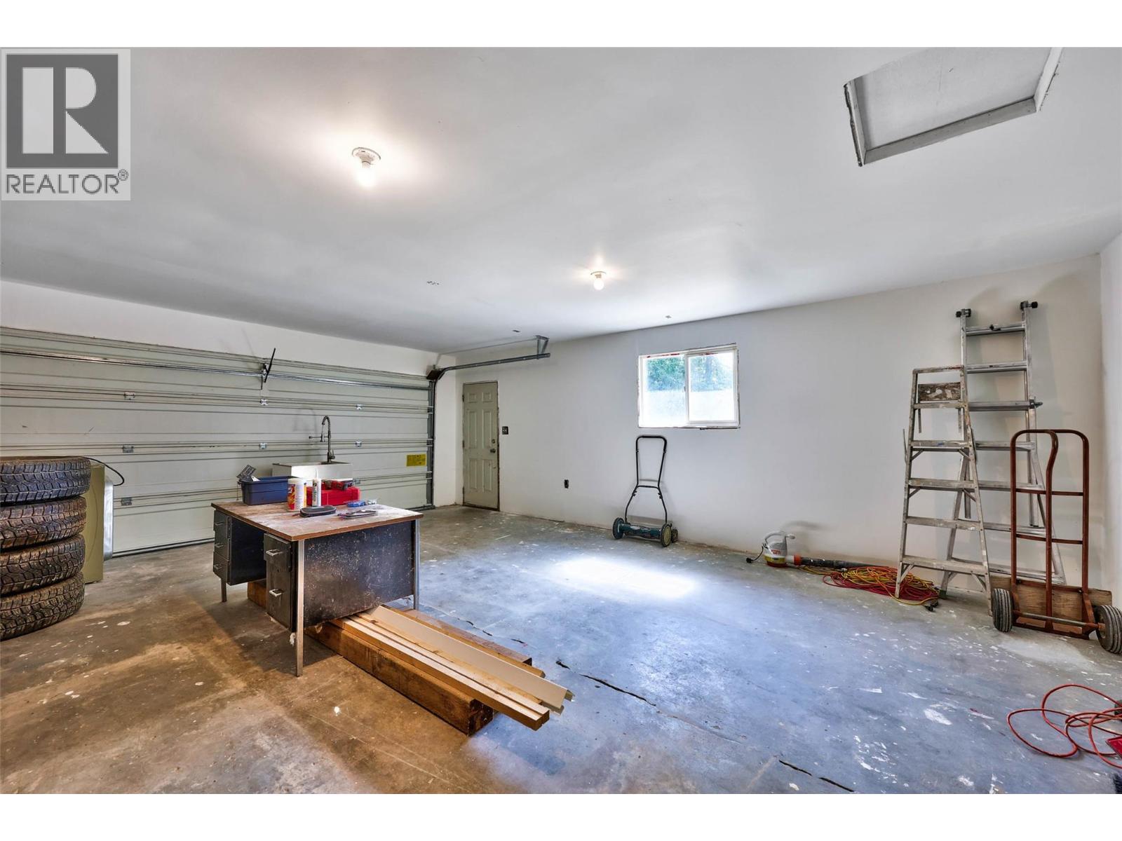 2725 Vickers Trail Property Photo 23
