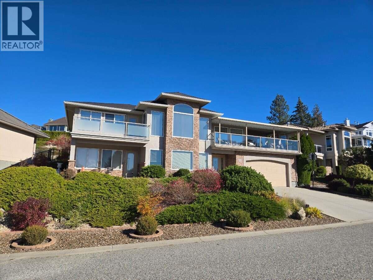 997 Skeena Drive N Property Photo 2
