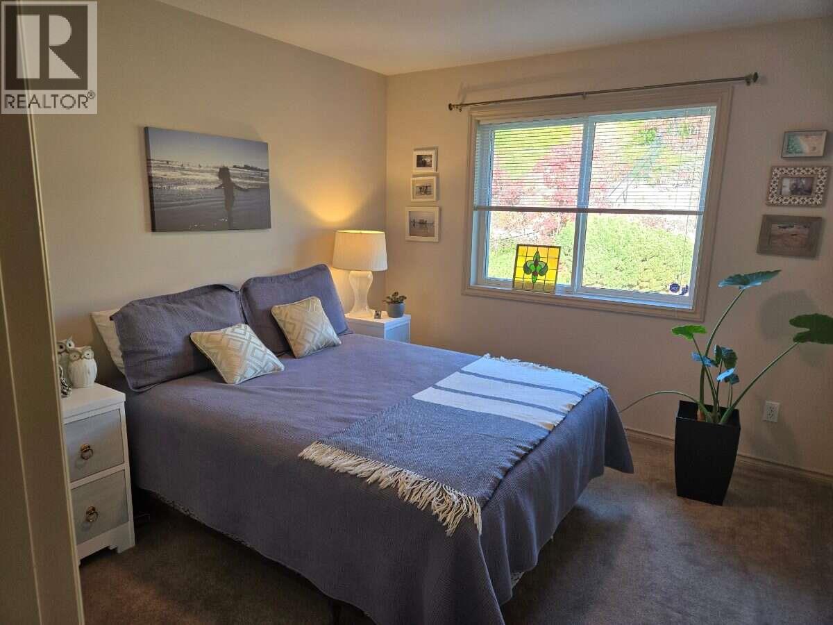 997 Skeena Drive N Property Photo 18