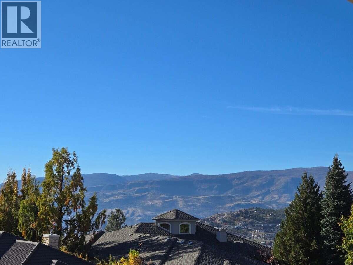 997 Skeena Drive N Property Photo 32
