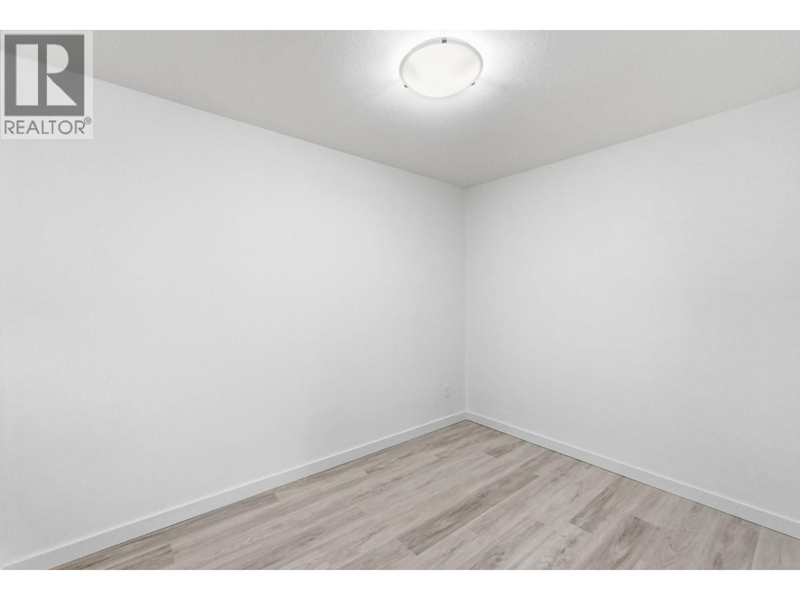 1483 Glenmore Road Unit# 311 Property Photo 10