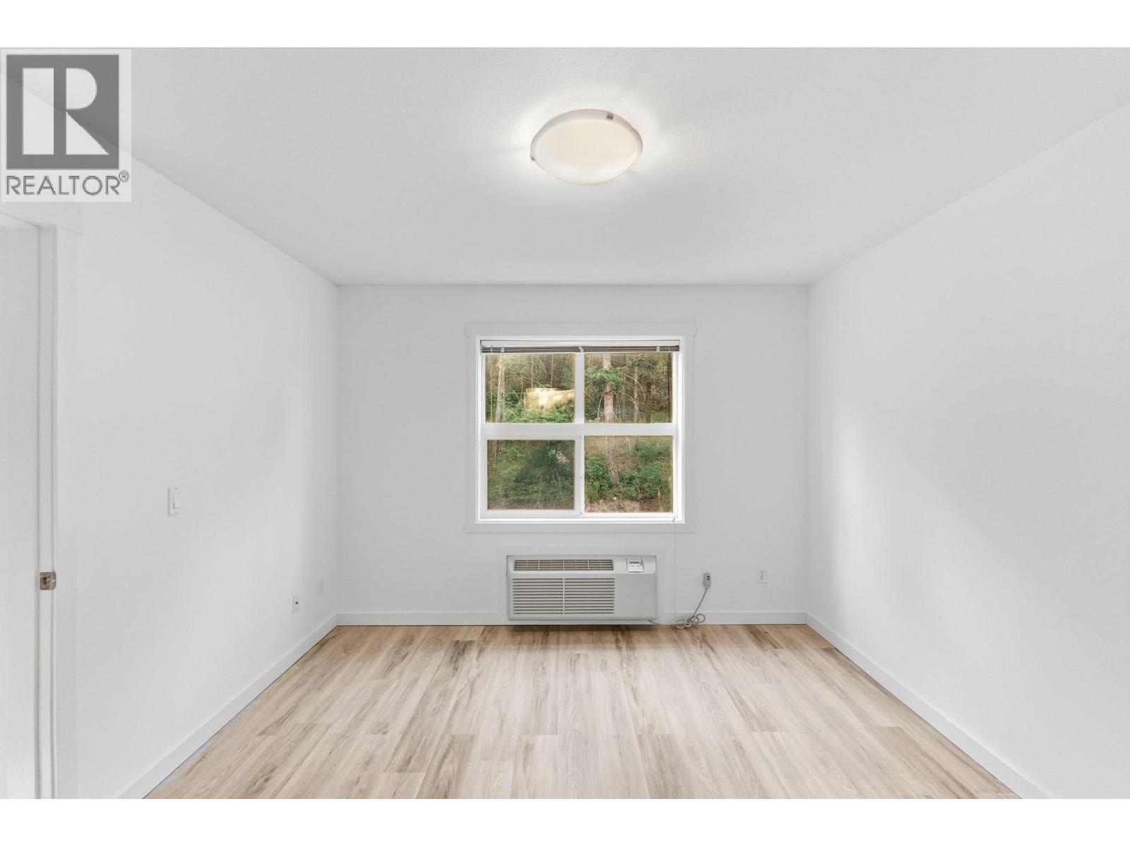 1483 Glenmore Road Unit# 311 Property Photo 16
