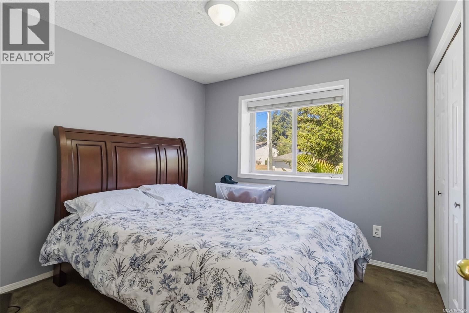 2594 Buckler Ave Property Photo 25