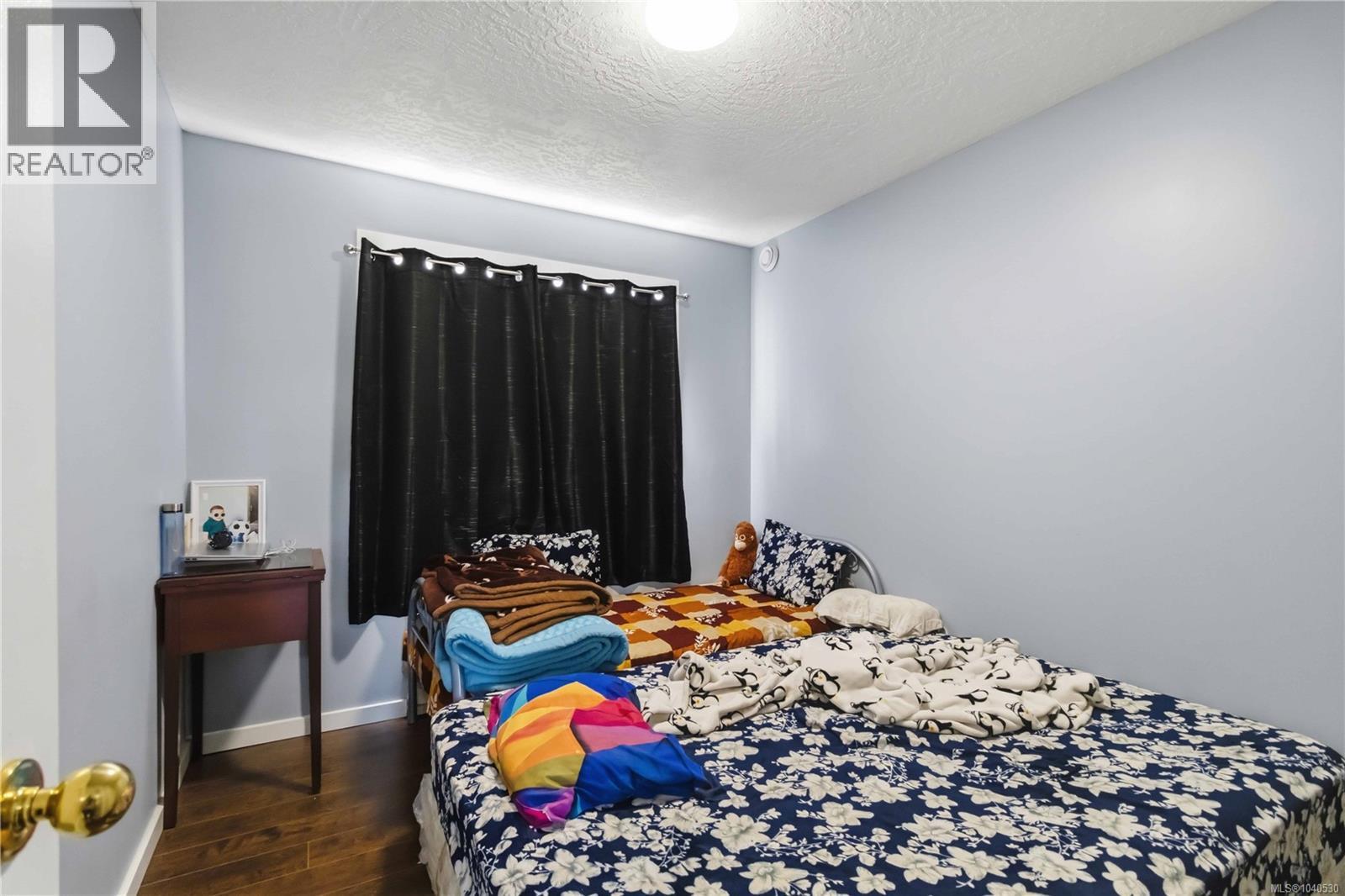 2594 Buckler Ave Property Photo 45