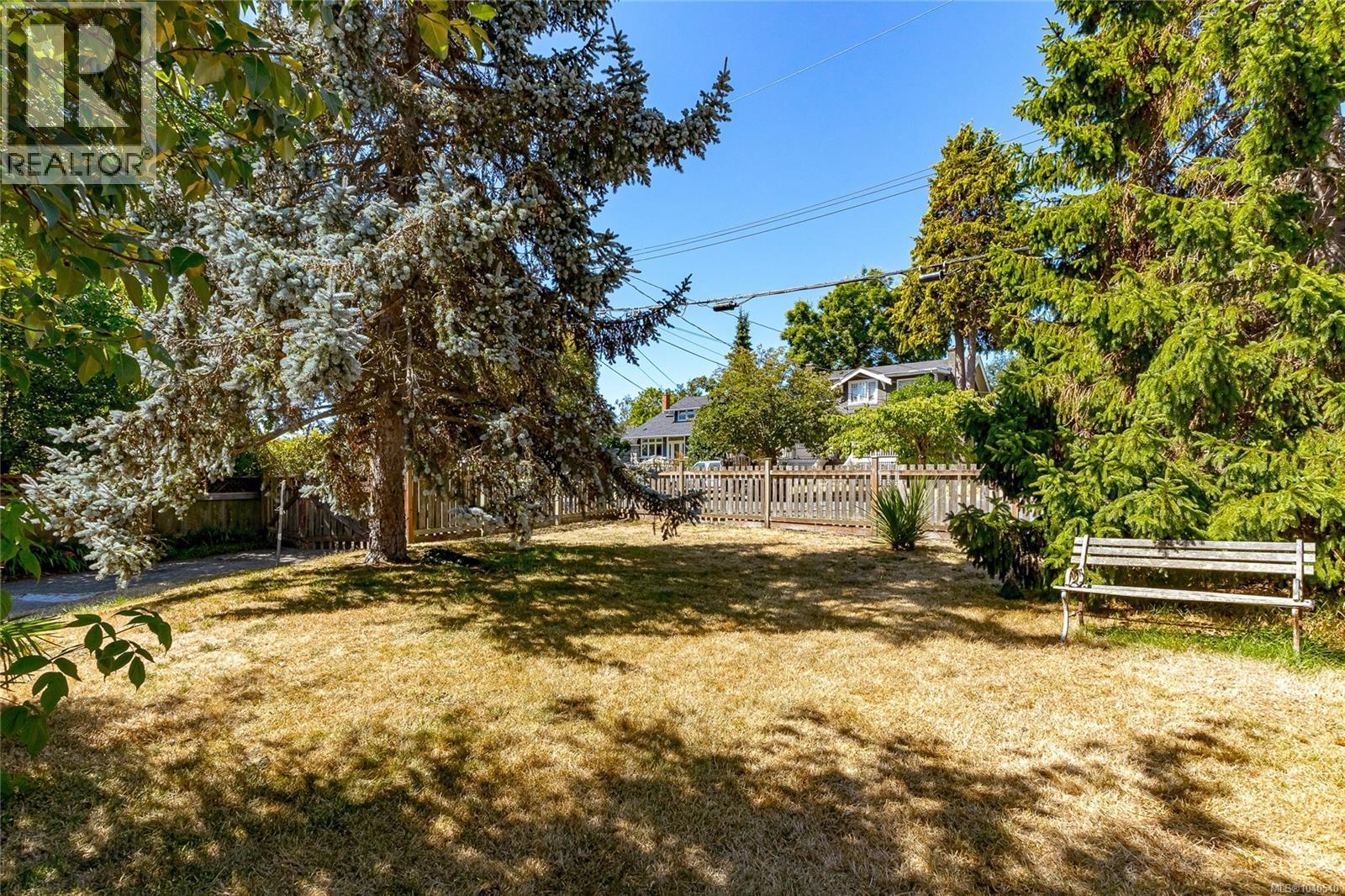 157 Robertson St Property Photo 39