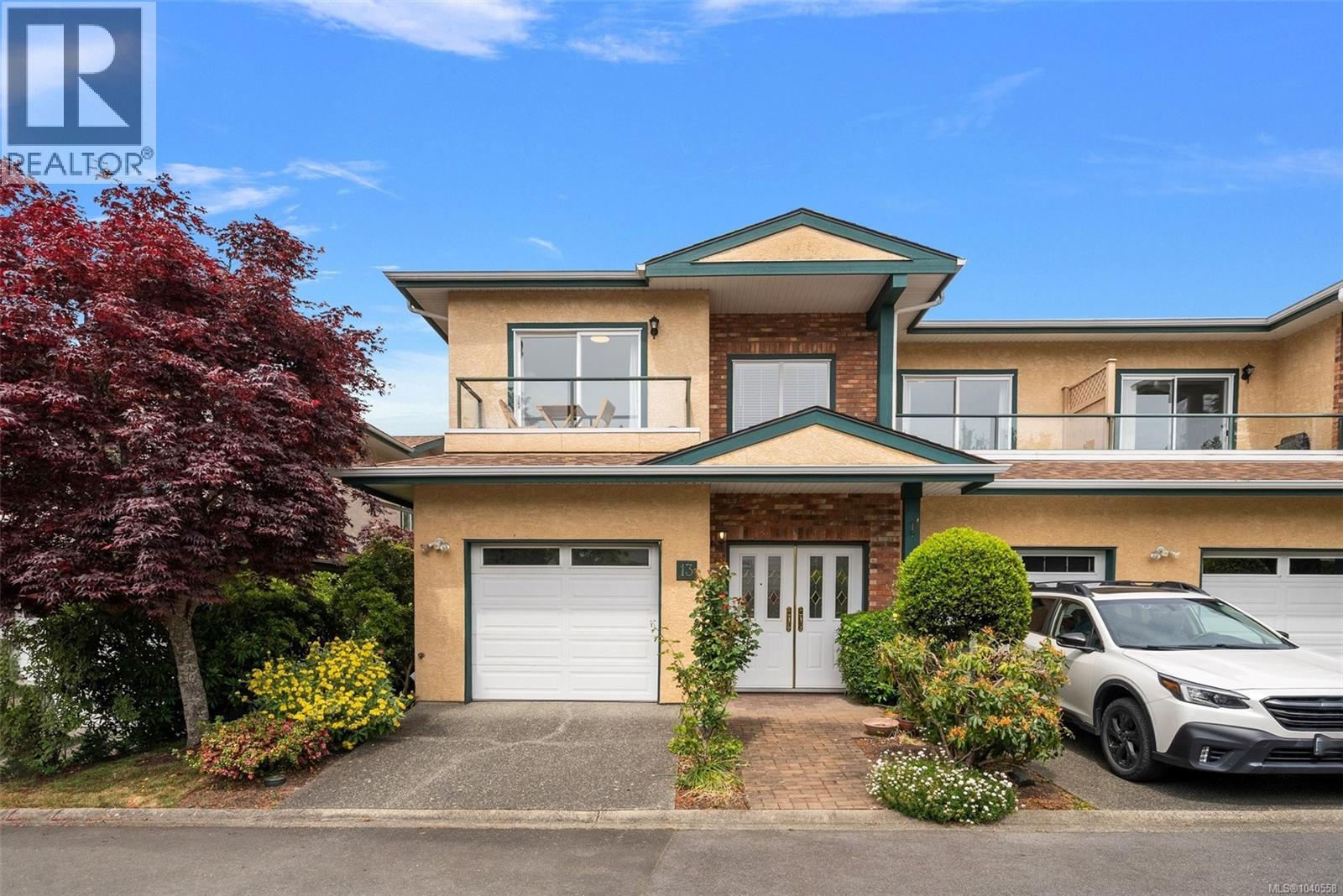 13 2235 Harbour Rd Property Photo 1