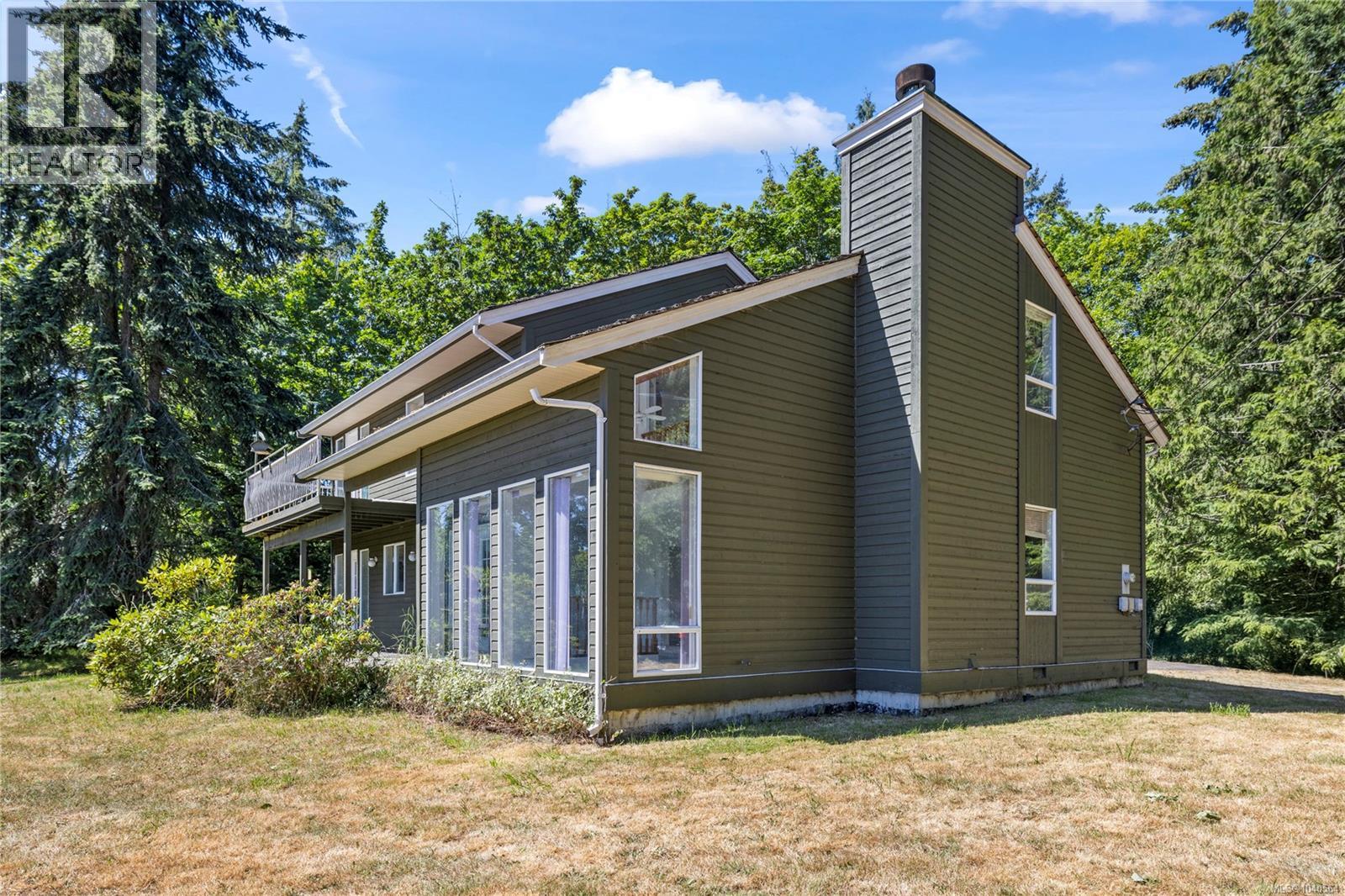 10056 Victoria Rd Property Photo 22