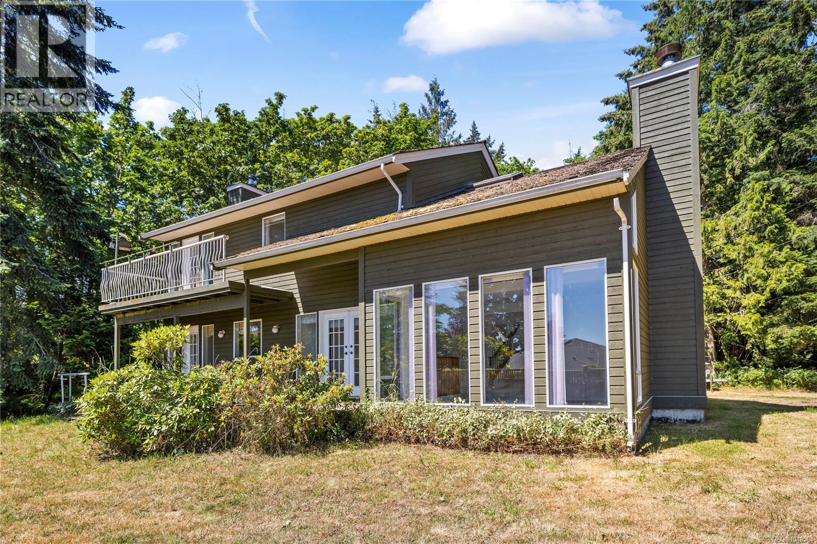 10056 Victoria Rd Property Photo 24