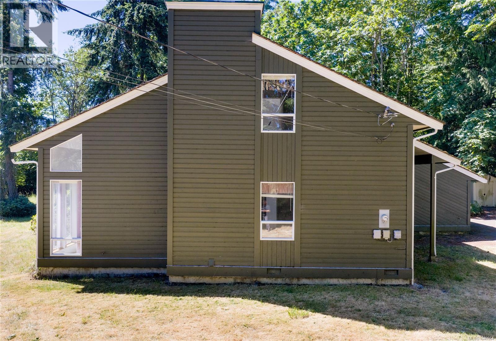 10056 Victoria Rd Property Photo 44