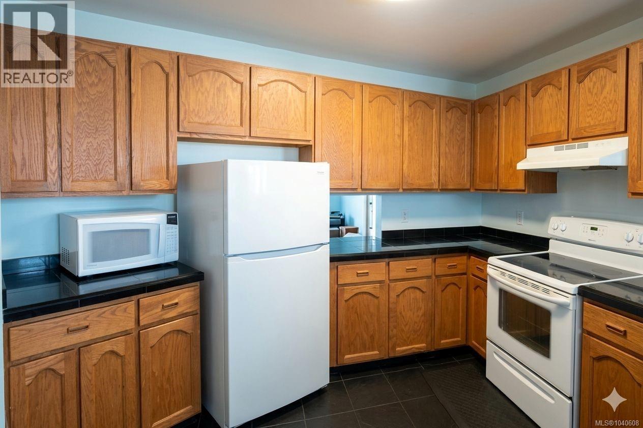 302 30 Cavan St Property Photo 14