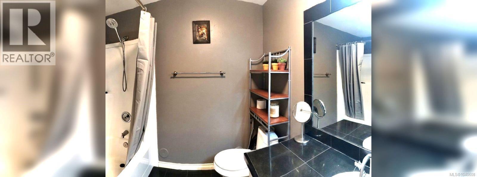302 30 Cavan St Property Photo 17